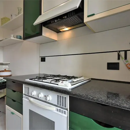 Mac Mahon By Interhome Apartament Mediolan